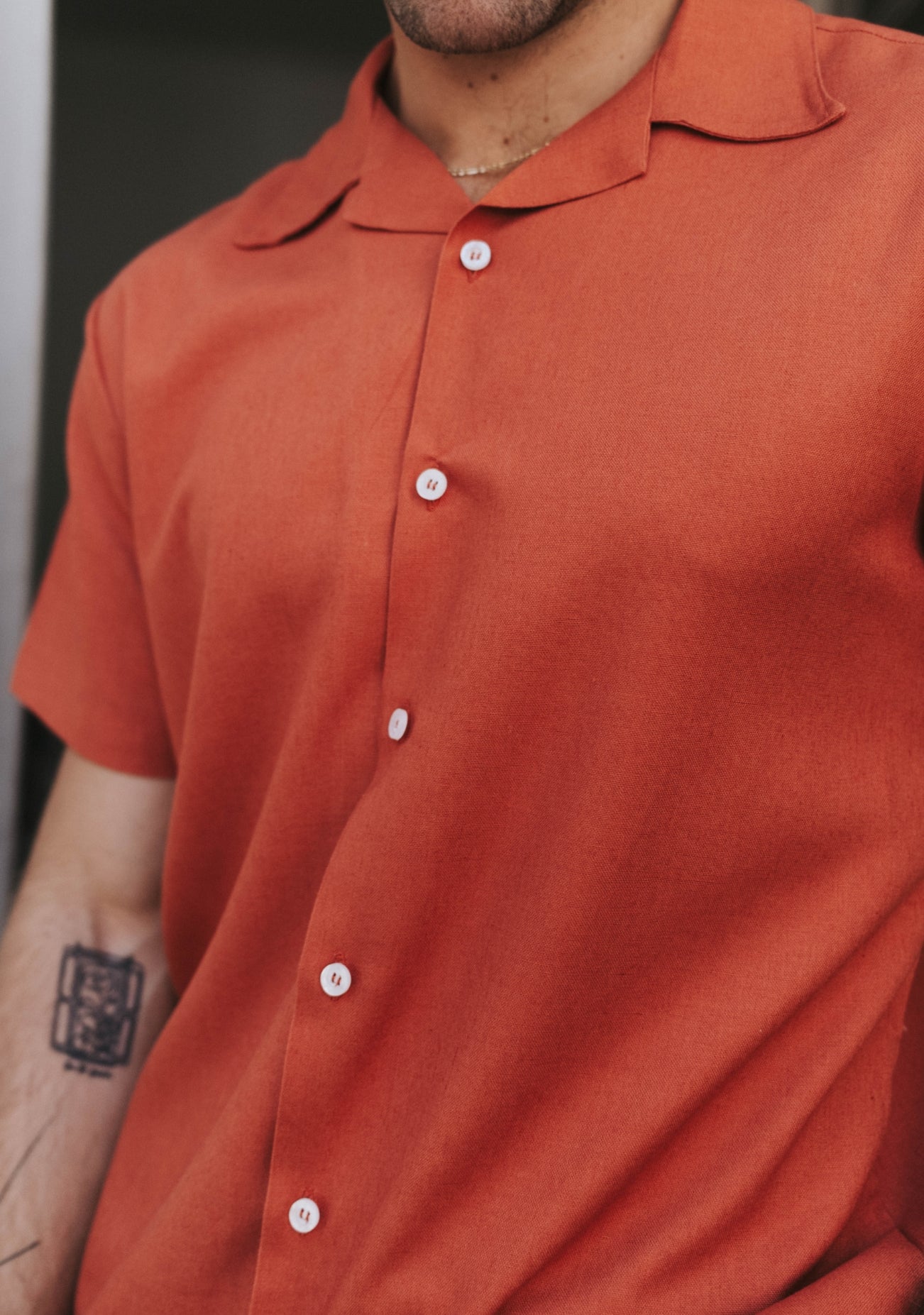 Men’s Terracotta Linen Shirt – Short Sleeve, Retro Style